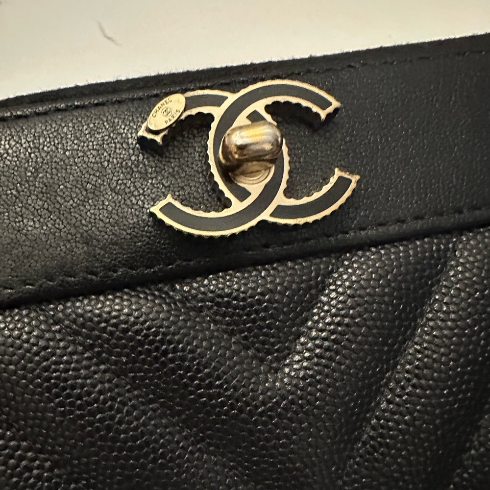 Chanel Black Leather Wallet - Picture 2 of 15